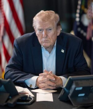 Радники просять Трампа рідше давати інтерв’ю через суперечливі заяви, – WSJ