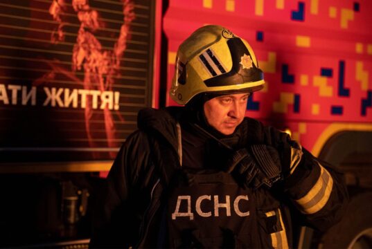 Атака дронів на Миколаїв: пошкоджено будівлі та інфраструктуру Росіяни завдали удар по Миколаєву: пошкоджено висотку, авто і трамвайні колії