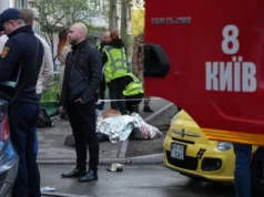 З’явилися подробиці про копів, які втекли з місця стрілянини З’явилися подробиці про копів, які втекли з місця стрілянини