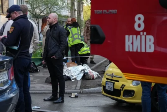 З’явилися подробиці про копів, які втекли з місця стрілянини З’явилися подробиці про копів, які втекли з місця стрілянини