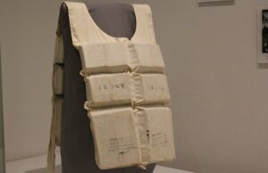 Рятувальний жилет з «Титаніка» продали на аукціоні за майже £700 тисяч Рятувальний-жилет-з-«Титаніка»-продали-на-аукціоні-за-майже-700-тисяч