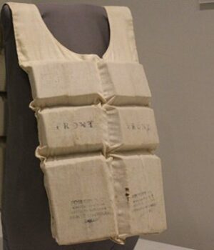 Рятувальний-жилет-з-«Титаніка»-продали-на-аукціоні-за-майже-700-тисяч