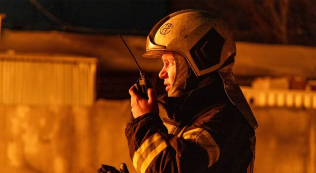 Обстріли Київщини: Дрони атакують приватні будинки в Броварському районі РФ атакувала Київщину: в Броварському районі пошкоджені приватні будинки, є постраждалий