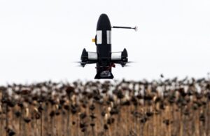 Розробка українського дрону P1-Sun: новий підхід у боротьбі з безпілотниками Радіо-Свобода-weekly:-Український-p1-sun-вже-знищив-понад-3-тисячі-дронів-РФ