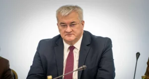 Україна закликає інші країни підтримати заборону на прольоти прем’єра Словаччини до Москви Україна-відреагувала-на-заборону-Фіцо-прольоту-до-москви-–-у-МЗС-закликали-наслідувати-приклад