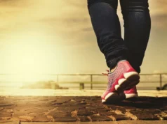 Переваги пішої ходьби для здоров’я: чому варто обирати цей вид активності Чому-варто-ходити-пішки-і-як-це-змінює-організм