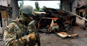 Російські зусилля на Харківському напрямку: дезінформація та бойові дії Росіяни “захопили в кредит” село в Харківській області, – ЗСУ