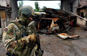 Російські зусилля на Харківському напрямку: дезінформація та бойові дії Росіяни “захопили в кредит” село в Харківській області, – ЗСУ