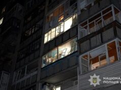 “Прильоти” по житлових кварталах, кількість поранених зросла: РФ атакувала обласний центр (фото, відео) “Прильоти”-по-житлових-кварталах,-кількість-поранених-зросла:-РФ-атакувала-обласний-центр-(фото,-відео)