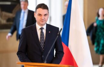 Угорщина та Словаччина змінили позицію щодо кредиту Україні та санкцій проти Росії Чехія розкрила позицію Угорщини і Словаччини після відновлення “Дружби”