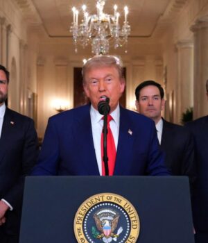 Трамп-заявив-про-продовження-режиму-припинення-вогню-з-Іраном