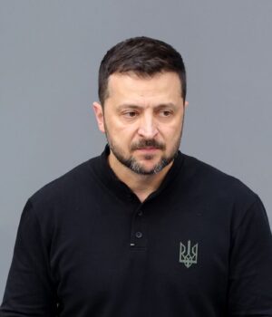 Україна аналізує оновлені військові плани РФ і готує відповідь, – Зеленський