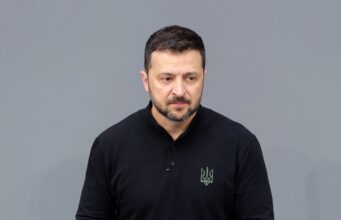 Зеленський про плани протидії Росії: армія готова до нових викликів Україна аналізує оновлені військові плани РФ і готує відповідь, – Зеленський