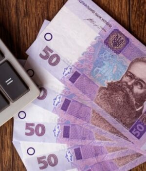 Почати-нове-життя.-Чи-достатньо-50-тисяч-«підйомних»-для-тих,-хто-виїхав-із-окупації?