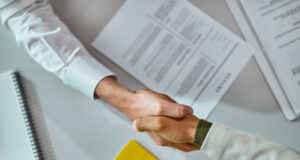 Оновлені вакансії у Нововолинську: Центр зайнятості повідомляє Робота-у-Нововолинську:-інформує-Центр-зайнятості
