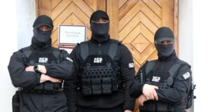В Харкові викрито військових, які катували цивільних осіб У Харкові викрили групу військових ТЦК, підозрюваних у катуваннях цивільних