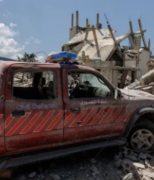 Ізраїльські-удари-на-півдні-Лівану-поранили-журналістку,-ще-одна-опинилася-під-завалами