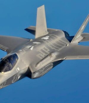 Золотий-винищувач:-у-business-insider-пояснили,-чому-проєкт-f-35-“з’їдає”-$2-трильйони