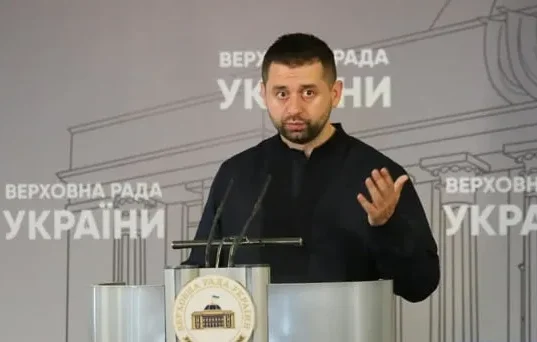 У Раді не обговорюють зміну міністра МВС – Арахамія У Раді не обговорюють зміну міністра МВС – Арахамія