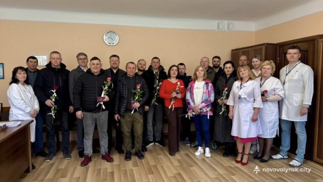 У Нововолинську вшанували почесних донорів крові 14-мешканців-Нововолинської-громади-стали-Почесними-донорами-України