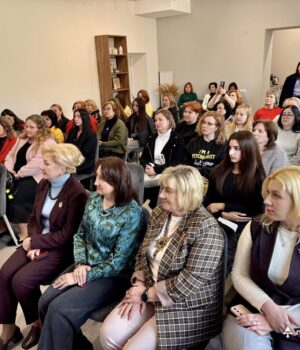 День-спільнодії:-у-Нововолинську-відбувся-захід-з-питань-ментального-здоров’я-та-психосоціальної-підтримки