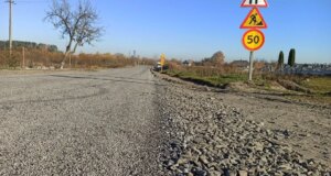 Львівська фірма ремонтуватиме дорогу на Волині за 30,6 мільйона гривень Львівська-фірма-ремонтуватиме дорогу-на-Волині-за-30,6-мільйона-гривень