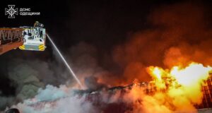 Нічна атака на Одесу: двоє загиблих, 15 постраждалих Нічна-атака-на-Одесу:-двоє-загиблих,-15-постраждалих