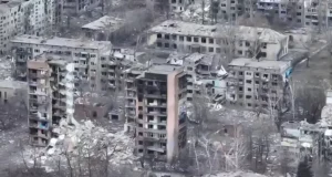 Масштабні руйнування Костянтинівки: МВС оприлюднило відео з повітря Одна-з-найгарячіших-ділянок-фронту-–-МВС-показало-з-повітря-зруйновану-Костянтинівку