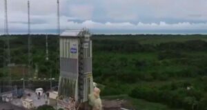 Росіян вигнали остаточно: французи знесли стартовий стіл для ракет “Союз” Росіян-вигнали-остаточно:-французи-знесли-стартовий-стіл-для-ракет-“Союз”