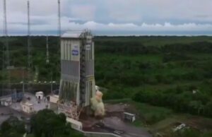 Росіян вигнали остаточно: французи знесли стартовий стіл для ракет “Союз” Росіян-вигнали-остаточно:-французи-знесли-стартовий-стіл-для-ракет-“Союз”