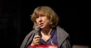 Світлана Алексієвич: Чорнобиль залишається «лабораторією» наслідків катастрофи «Чорнобиль-завжди-буде-з-нами.-Зараз-потрібно-збирати-свідчення»-–-Алексієвич