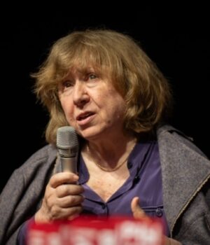 «Чорнобиль-завжди-буде-з-нами.-Зараз-потрібно-збирати-свідчення»-–-Алексієвич