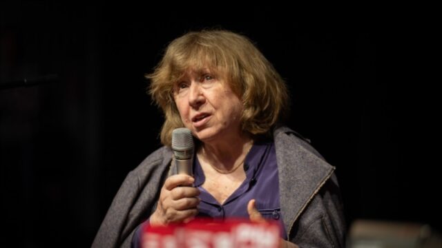 Світлана Алексієвич: Чорнобиль залишається «лабораторією» наслідків катастрофи «Чорнобиль-завжди-буде-з-нами.-Зараз-потрібно-збирати-свідчення»-–-Алексієвич