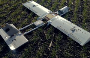 Зміна тактики російських сил: використання дешевих ударних безпілотників “Молнія” Росія масово переходить на “Молнії” на фронті, потрібно вдосконалити РЕБ, – “Флеш”