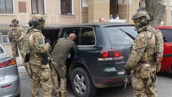 Затримання працівників ТЦК в Одесі: нові подробиці та наслідки для системи мобілізації «ТЦК-треба-розпускати»?-Як-гучне-затримання-в-Одесі-знову-загострило-питання-мобілізації