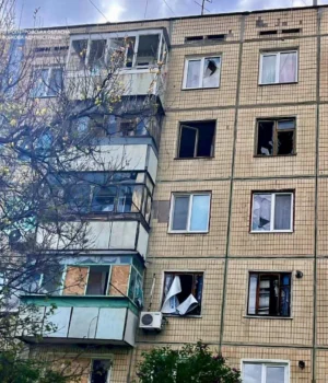 Нічний-російський-удар-по-Дніпру:-є-поранені