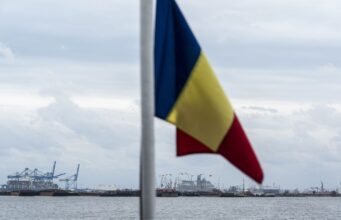 У Румунії виявлено уламки дронів після атаки Росії на Україну У Румунії під час атаки РФ на Україну впали уламки дронів, є пошкодження