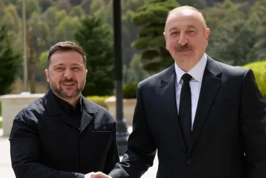 Зеленський провів зустріч з Алієвим в Азербайджані Зеленський провів зустріч з Алієвим в Азербайджані