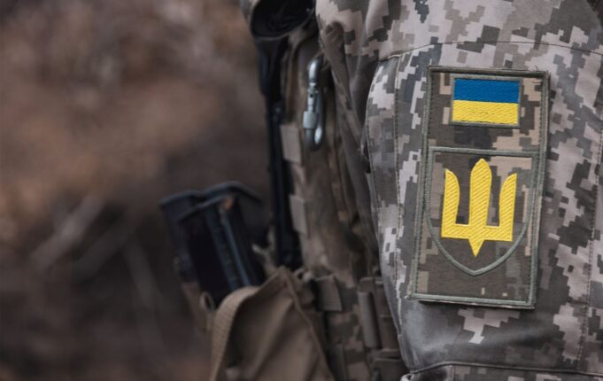 Сили оборони України завдали нових ударів по позиціях противника Сили оборони уразили склади, штаби та позиції росіян на кількох напрямках