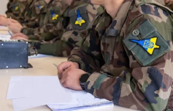 Франція проводить навчання українських пілотів на винищувачах Mirage 2000-5F Франція-навчає-українських-пілотів-на-винищувачах-mirage-у-межах-місії-ЄС