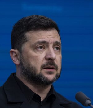 Зеленський про масовану атаку РФ на Дніпро: це реакція на розблокування кредиту від ЄС