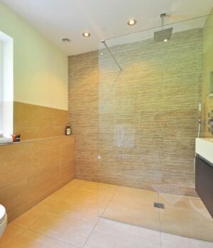 Ванни-і-душові-кабінки-підуть-в-минуле:-новий-формат-набирає-популярності