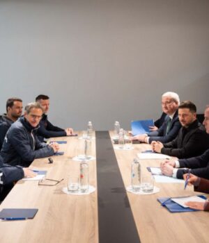 Запорізька АЕС має повернутися під контроль України: Зеленський зустрівся з главою МАГАТЕ