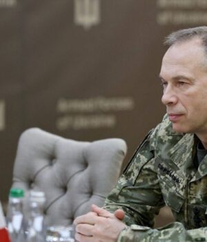 РФ відчуває дефіцит ракет для захисту від українських дронів, – Сирський