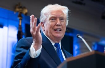 Іран пропонує США нову угоду для відновлення Ормузької протоки Іран передав США нову пропозицію про припинення війни, – Axios