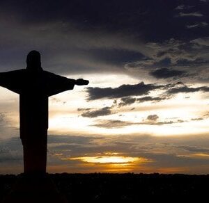 Коли-Вознесіння-Господнє-2026 року:-чому-дата-свята-змінюється,-що на неї-впливає