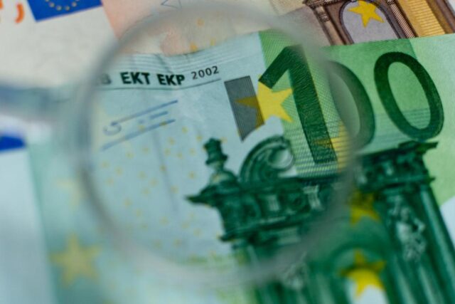 У Польщі накрили виробництво фальшивих євро: частину планували збути в Україні У-Польщі-накрили-виробництво-фальшивих-євро:-частину-планували-збути-в-Україні