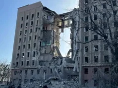 У Миколаєві хлопець загинув, стрибнувши з даху будівлі ОДА У Миколаєві хлопець загинув, стрибнувши з даху будівлі ОДА