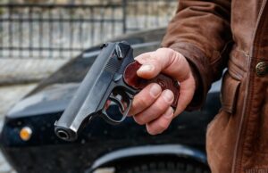 Як готуватимуть єдиний закон про зброю для цивільних: глава МВС розкрив деталі Як-готуватимуть-єдиний-закон-про-зброю-для-цивільних:-глава-МВС-розкрив-деталі