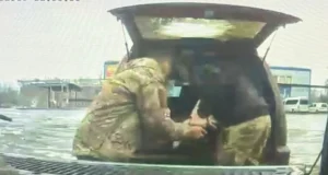 Затримано військового, який намагався торгував кулеметами Затримано військового, який намагався торгував кулеметами